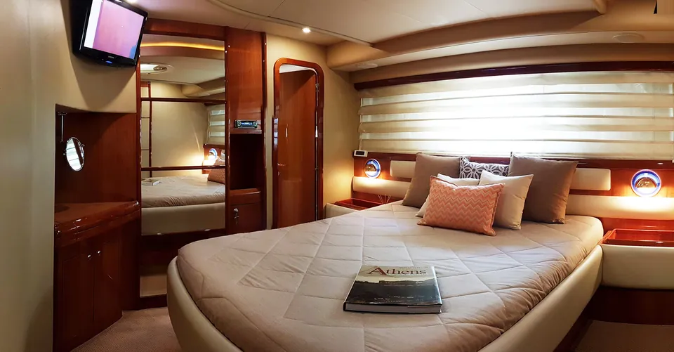 Three cabins for six guests